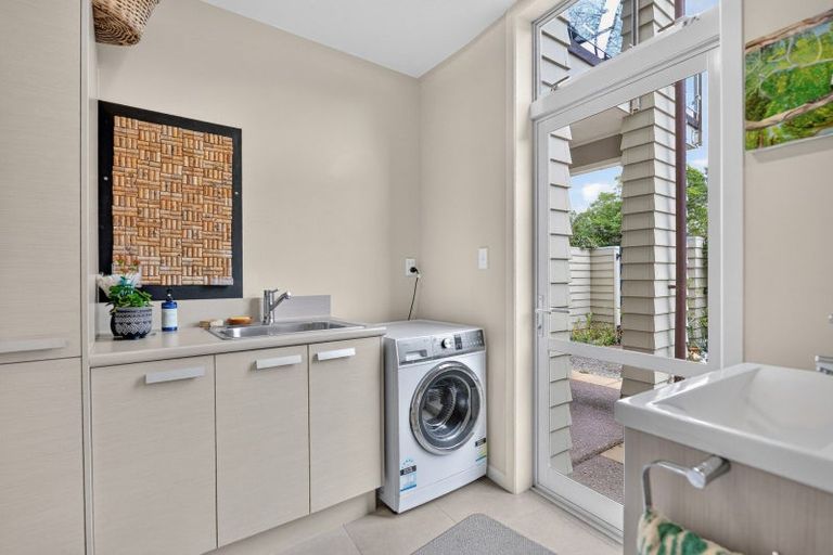 Photo of property in 24d Jellicoe Drive, Hamilton East, Hamilton, 3216