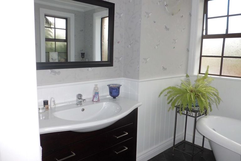 Photo of property in 28 Allnatt Street, Temuka, 7920