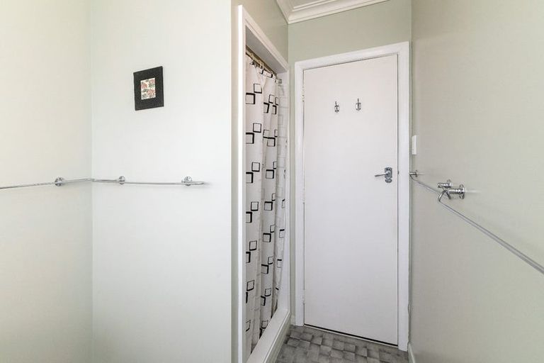 Photo of property in 145 Queen Street West, Levin, 5510