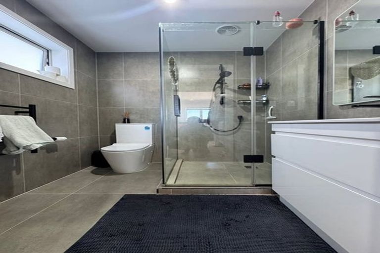 Photo of property in 31b Hill Crescent, Papakura, 2110