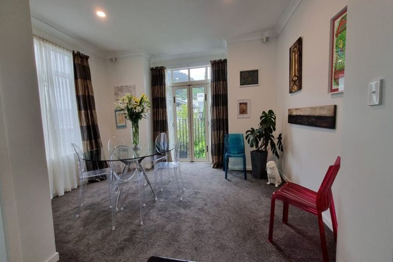 Photo of property in 35b Hobson Crescent, Thorndon, Wellington, 6011