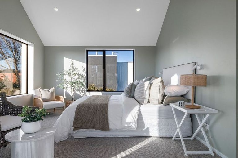 Photo of property in 70a Wai-iti Terrace, Bryndwr, Christchurch, 8052