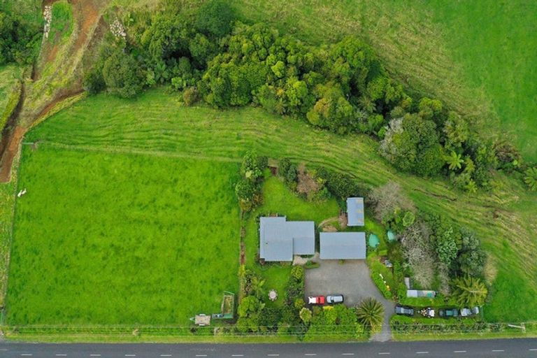 Photo of property in 177 Koru Road, Omata, New Plymouth, 4374