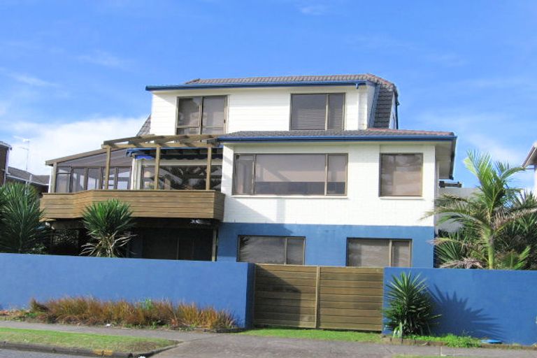 Photo of property in 74 The Parade, Bucklands Beach, Auckland, 2012