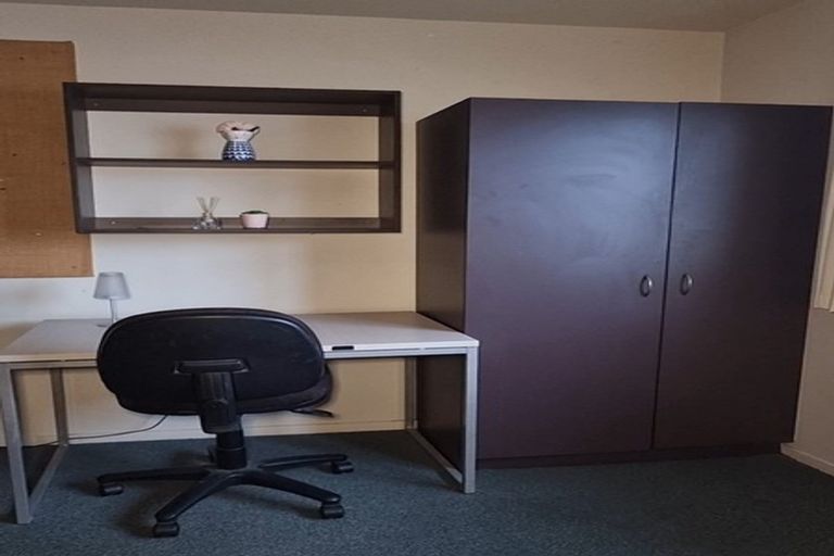 Photo of property in 12 Martin Square, Te Aro, Wellington, 6011