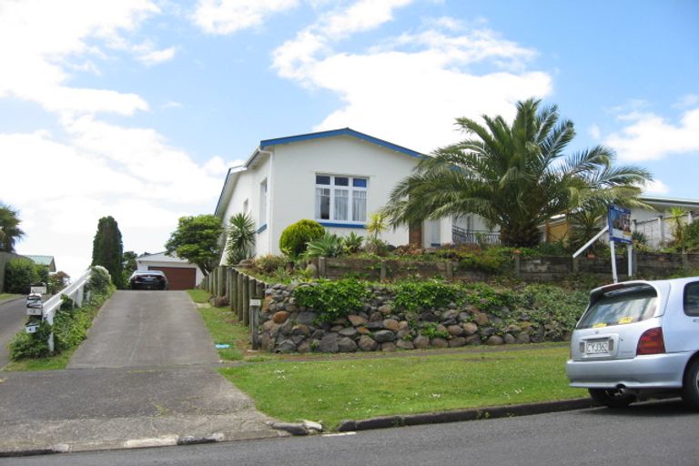 Photo of property in 41 Prospect Terrace, Pukekohe, 2120