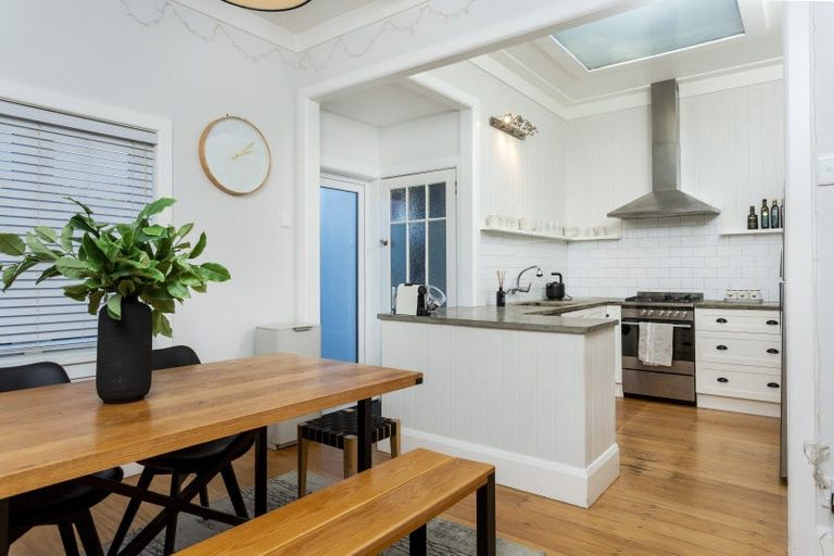 Photo of property in 313 Royal Road, Massey, Auckland, 0614