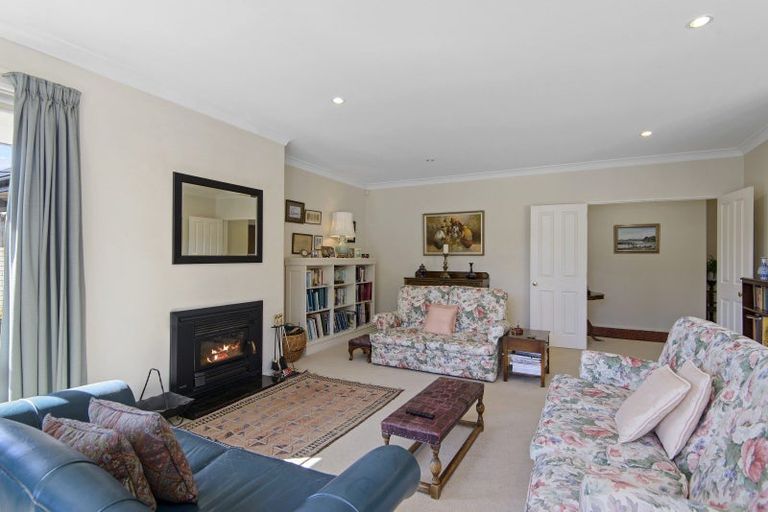Photo of property in 2 Kowhai Drive, Darfield, 7510