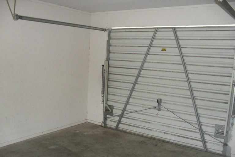 Photo of property in 900 Collinge Road, Mayfair, Hastings, 4122