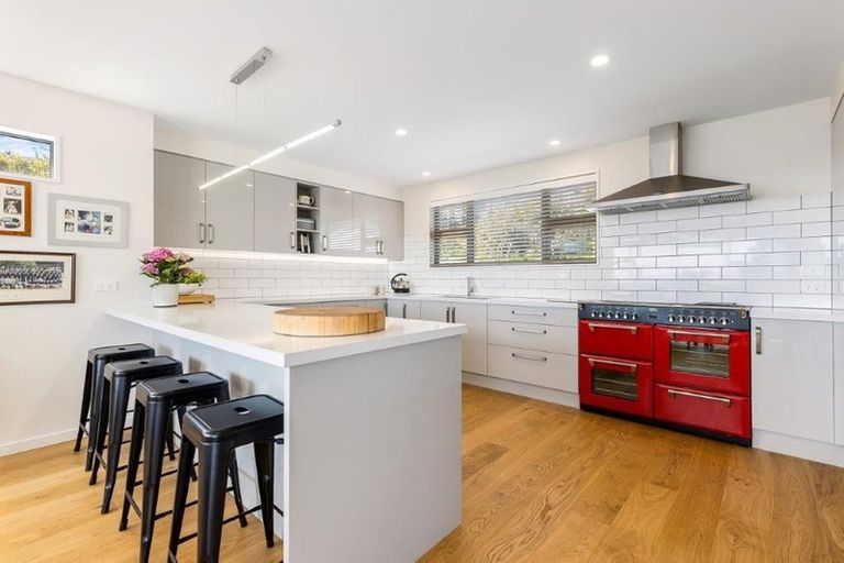 Photo of property in 28 Woodlau Rise, Huntsbury, Christchurch, 8022