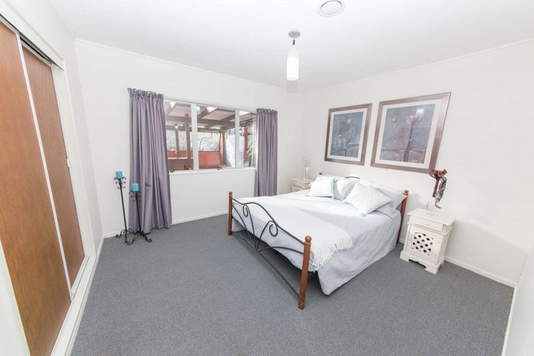 Photo of property in 114 Napier Road, Havelock North, 4130