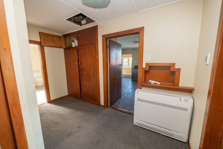 Photo of property in 145 Macandrew Road, South Dunedin, Dunedin, 9012