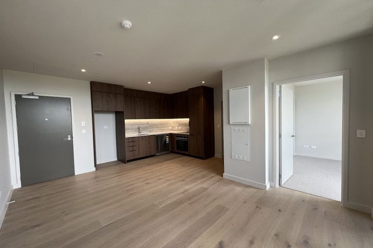 Photo of property in 102/84a Te Oneroa Way, Long Bay, Auckland, 0630