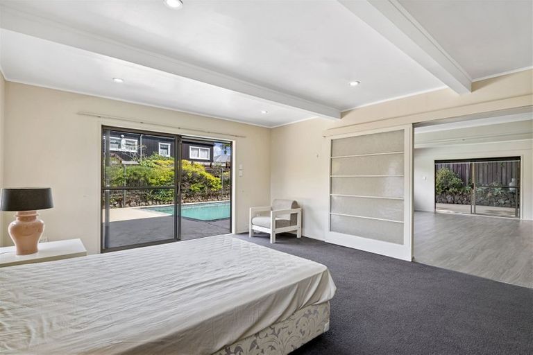 Photo of property in 20 Chatswood Grove, Chatswood, Auckland, 0626