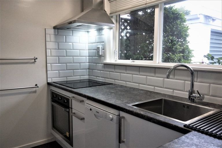 Photo of property in 16b Cashmere Road, Cashmere, Christchurch, 8022