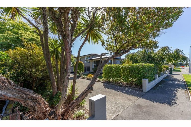 Photo of property in 12 Geddis Street, Rangiora, 7400