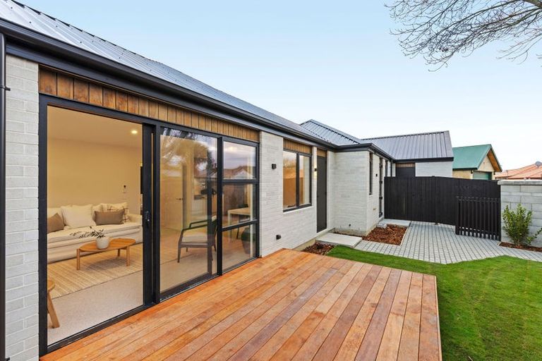 Photo of property in 4 Virtue Place, Hokowhitu, Palmerston North, 4410