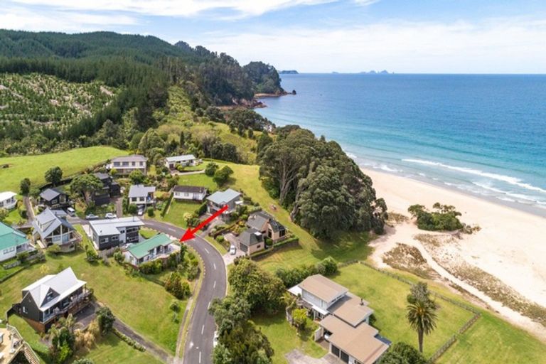 Photo of property in 121 Bambury Place, Onemana, Whangamata, 3691
