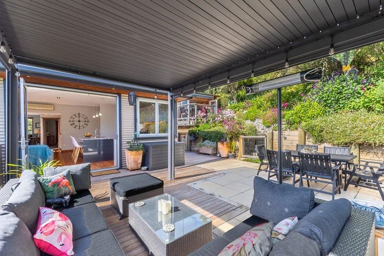 Photo of property in 32 Lorna Irene Drive, Raumati South, Paraparaumu, 5032