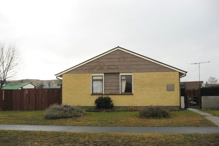 Photo of property in 22 Antimony Crescent, Cromwell, 9310