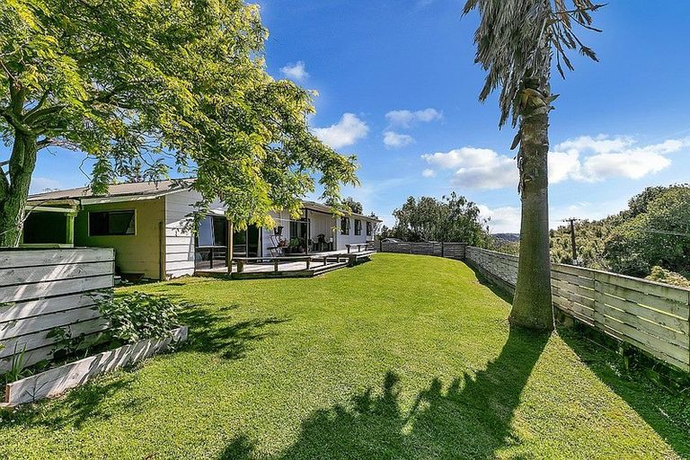 Photo of property in 278 Upper Orewa Road, Wainui, Silverdale, 0992