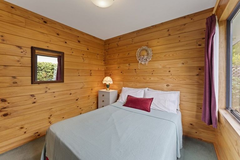 Photo of property in 9 Donegal Grove, Birchville, Upper Hutt, 5018