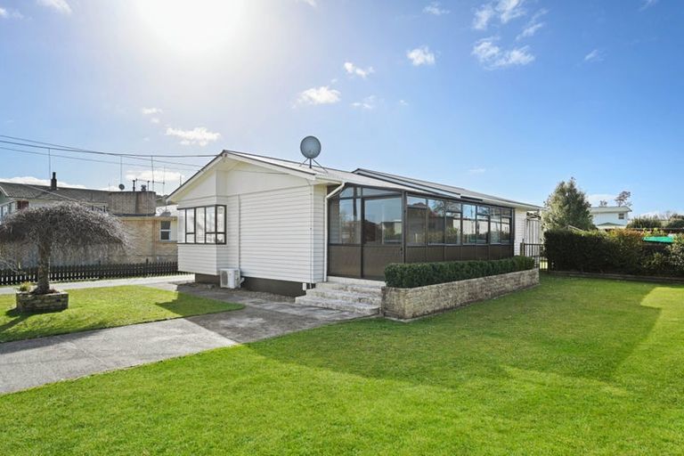 Photo of property in 29 Browning Street, Leamington, Cambridge, 3432