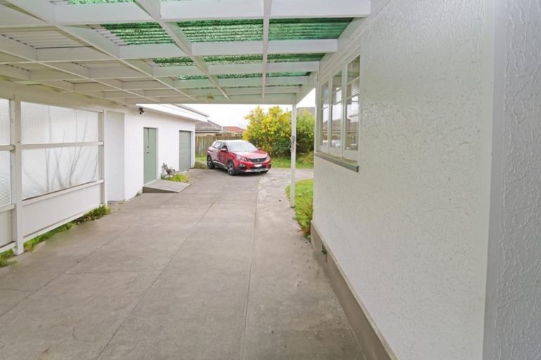 Photo of property in 42a Avondale Road, Taradale, Napier, 4112