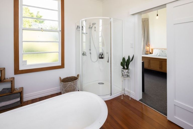 Photo of property in 49 Te Aute Road, Havelock North, 4130