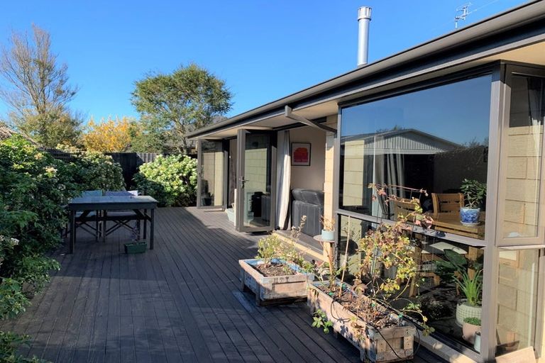 Photo of property in 16 Hinemoa Street, Spreydon, Christchurch, 8024