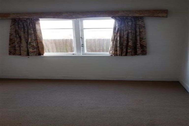 Photo of property in 2/23 Coronation Road, Papatoetoe, Auckland, 2025