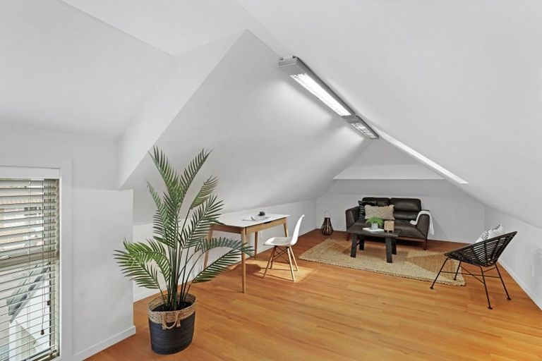 Photo of property in 218a Knowles Street, St Albans, Christchurch, 8052