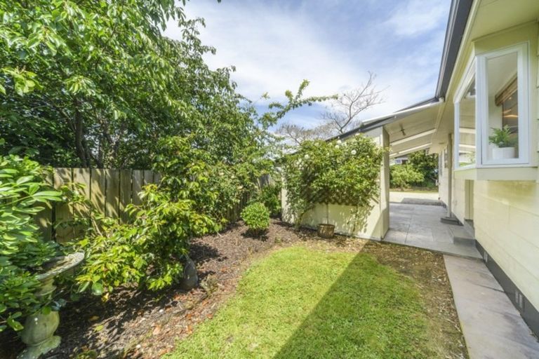 Photo of property in 8 Flower Street, Bulls, 4818