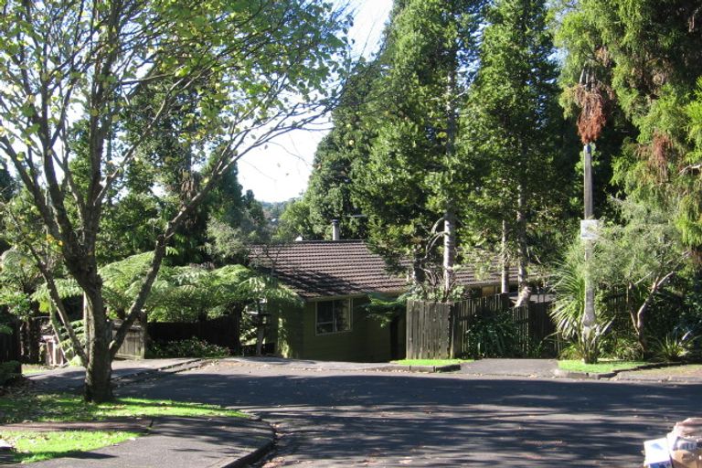 Photo of property in 44 Longfellow Parade, Glen Eden, Auckland, 0604