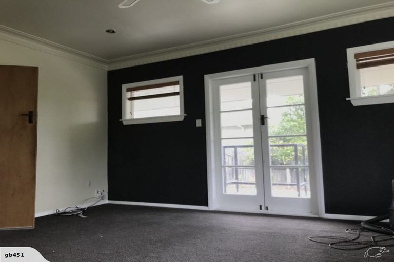 Photo of property in 5 Yeovil Place, St Albans, Christchurch, 8052