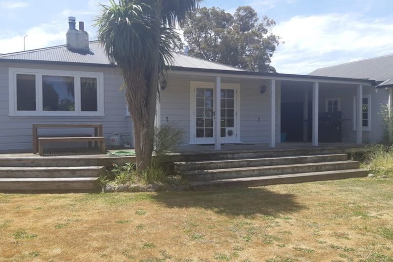 Photo of property in 12 Hayward Street, Featherston, 5710