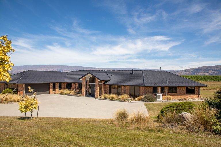 Photo of property in 317 Golden Road, Springvale, Alexandra, 9393