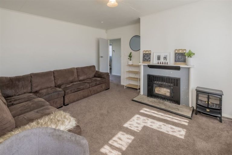 Photo of property in 5 Totara Place, Otaki, 5512