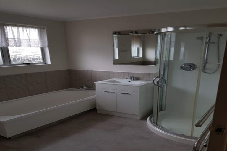 Photo of property in 75 Brandon Street, Featherston, 5710