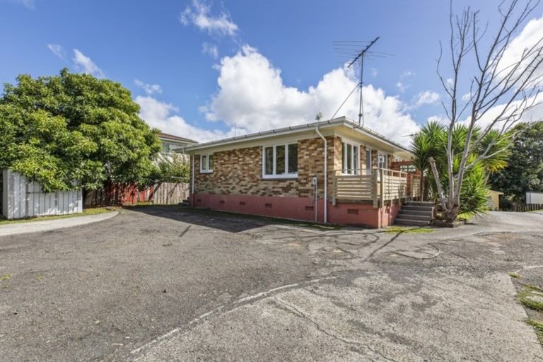 Photo of property in 6 View Road, Papakura, 2110