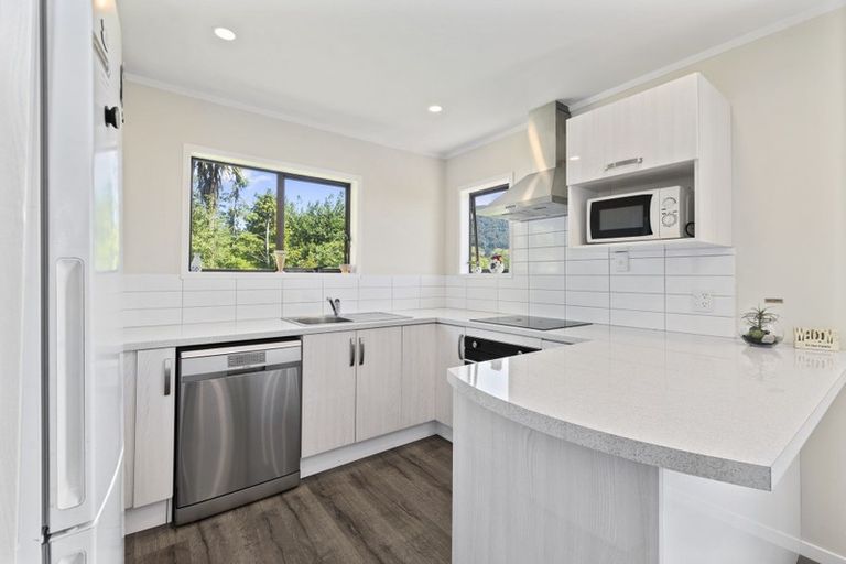 Photo of property in 36 Blomfield Street, Pukehangi, Rotorua, 3015