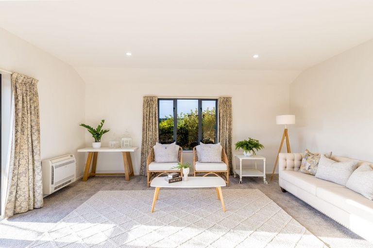 Photo of property in 5 Stroud Lane, Papanui, Christchurch, 8053