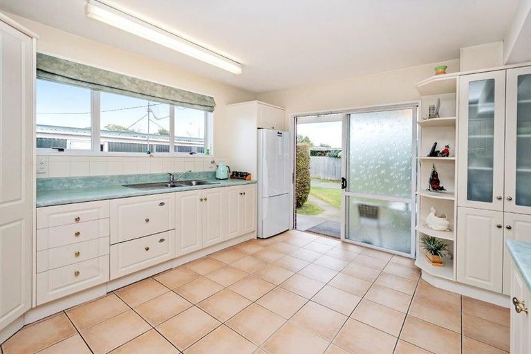 Photo of property in 37 Petticoat Lane, Doyleston, 7682