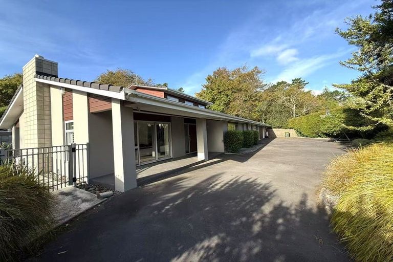 Photo of property in 26 Kingfisher Grove, Greenhithe, Auckland, 0632