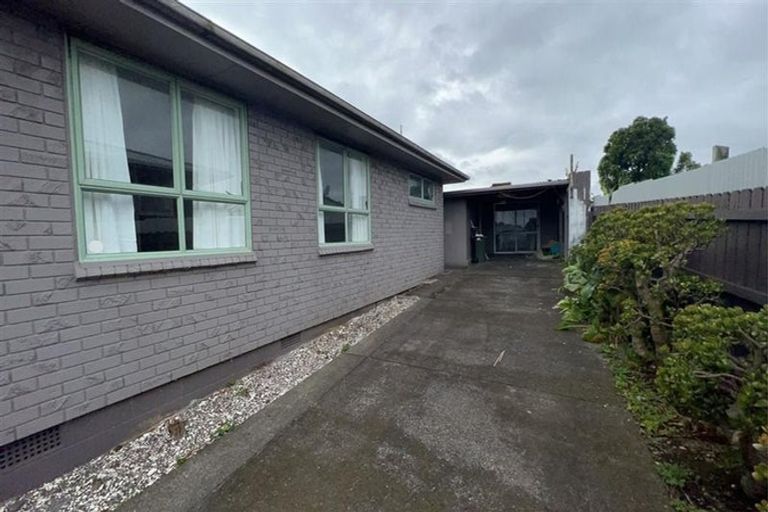 Photo of property in 22 Wakelin Road, Mangere East, Auckland, 2024