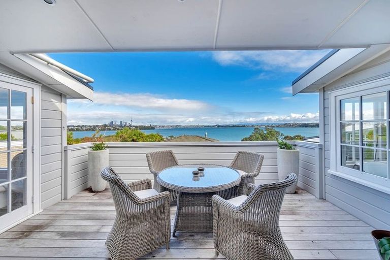 Photo of property in 2/14 Pine Ridge Terrace, Hauraki, Auckland, 0622