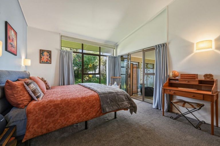 Photo of property in 2 Exeter Place, Tihiotonga, Rotorua, 3015