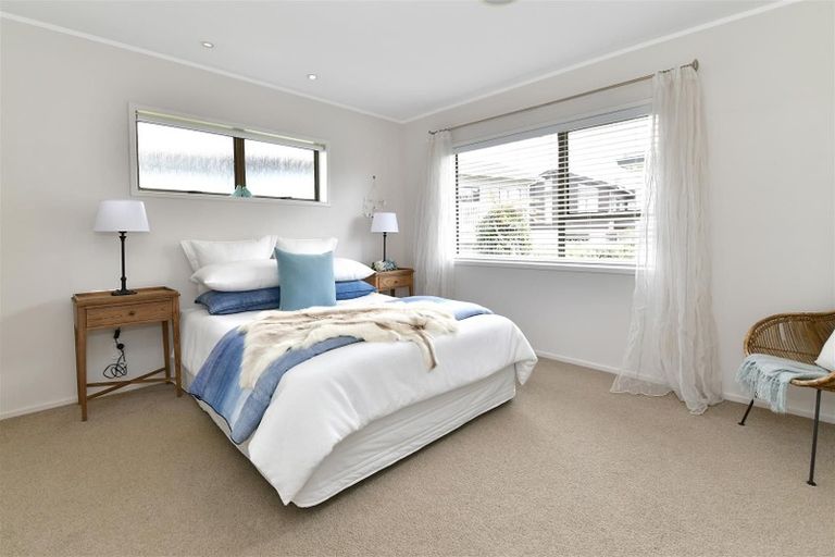 Photo of property in 1/91 Aberdeen Road, Castor Bay, Auckland, 0620