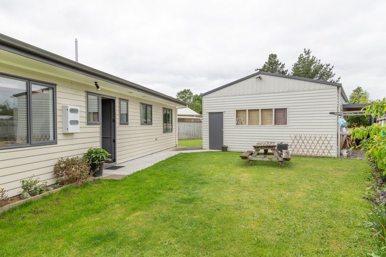 Photo of property in 10 Ngahana Place, Turangi, 3334