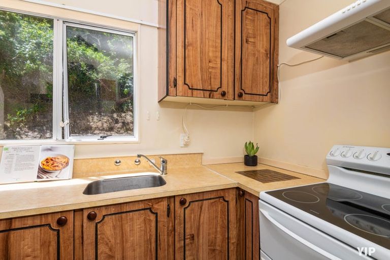 Photo of property in 14b Stonefield Place, Johnsonville, Wellington, 6037